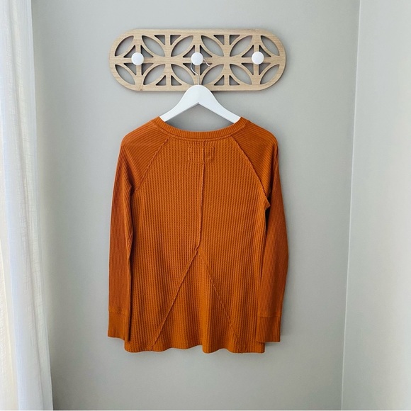 Maeve by Anthro. V-Neck Long Sleeve Top Burnt Orange Sz XS - Picture 7 of 9